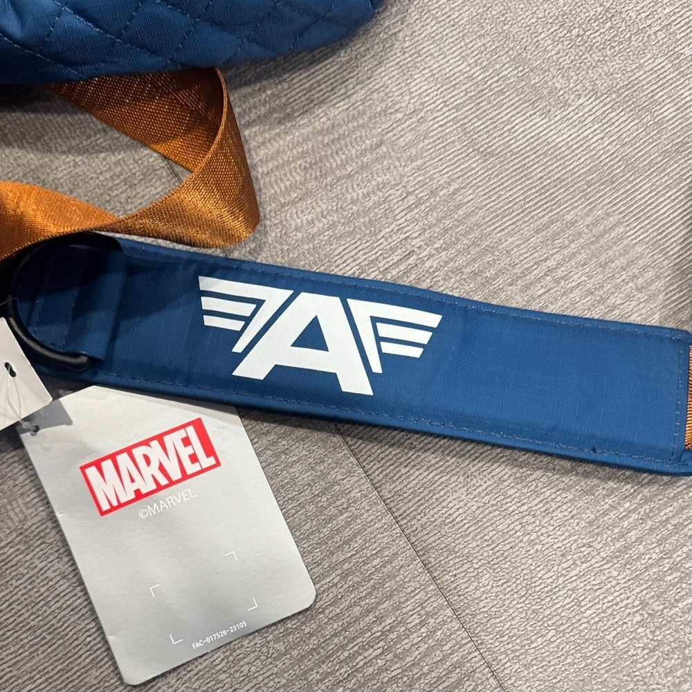 Marvel Avengers Blue Belt Bag with Brown Straps Brand New with Tags - Picture 3 of 6